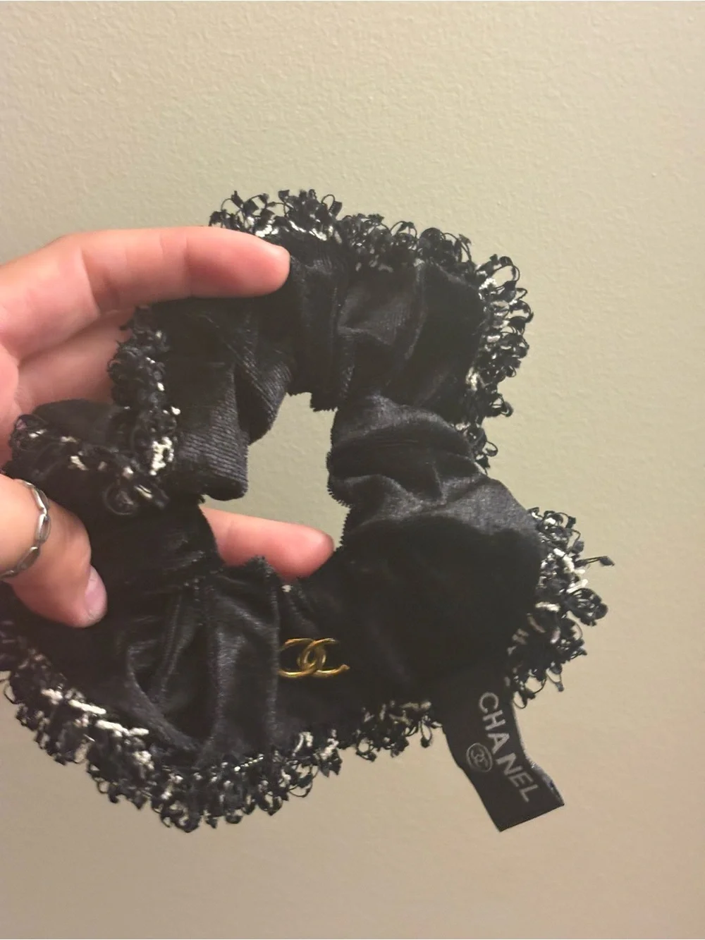 CC Black Velvet GWP one scrunchie